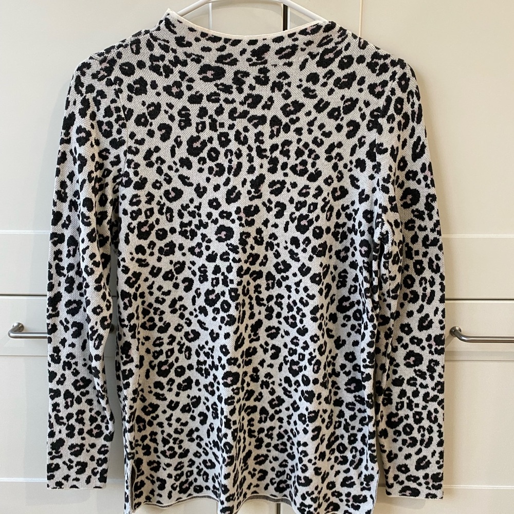 LOFT NWT Mockneck Leopard Sweater